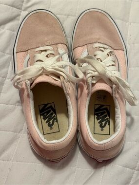Vans Pink Low-Top Old Skool Sneakers